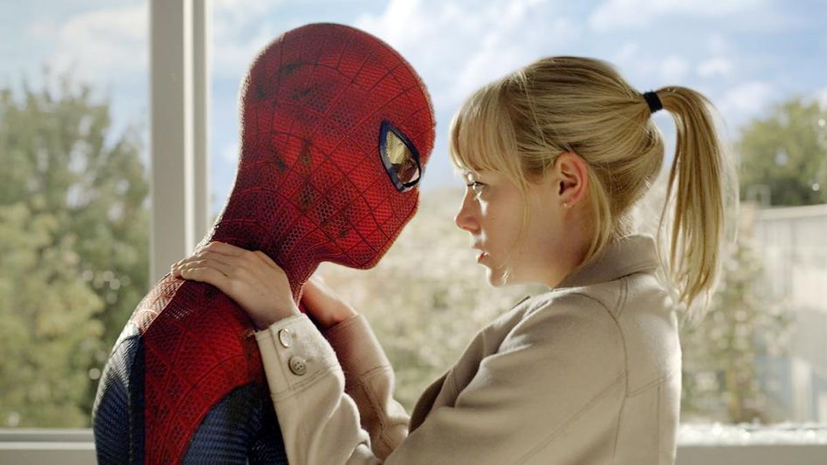 Andrew Garfield e Emma Stone em O Espetacular Homem-Aranha.