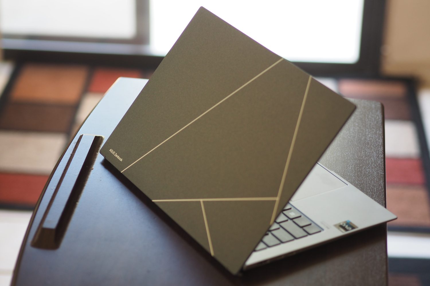Asus Zenbook S 13 vs. Apple MacBook Air M2: one upper hand - Vimarsana News