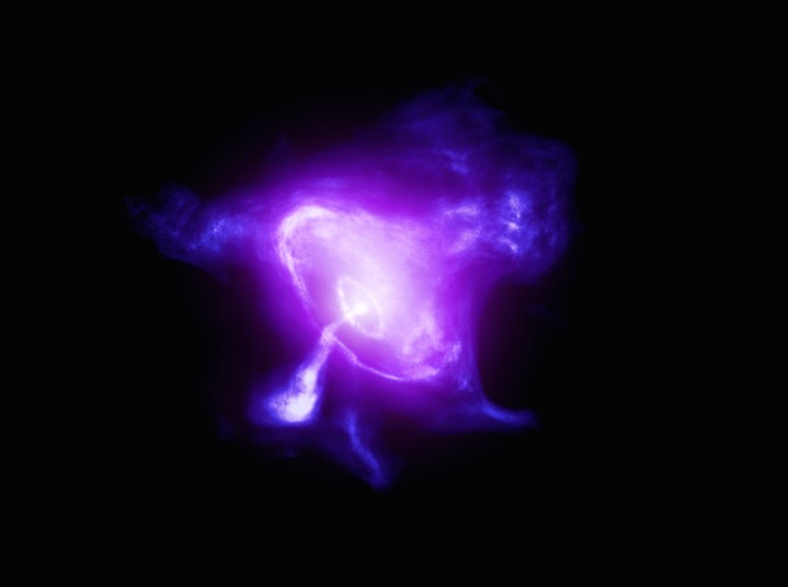 Esta imagen de la Nebulosa del Cangrejo combina datos del Imaging X-ray Polarimetry Explorer (IXPE) de la NASA en magenta y el Observatorio de rayos X Chandra de la NASA en púrpura oscuro.