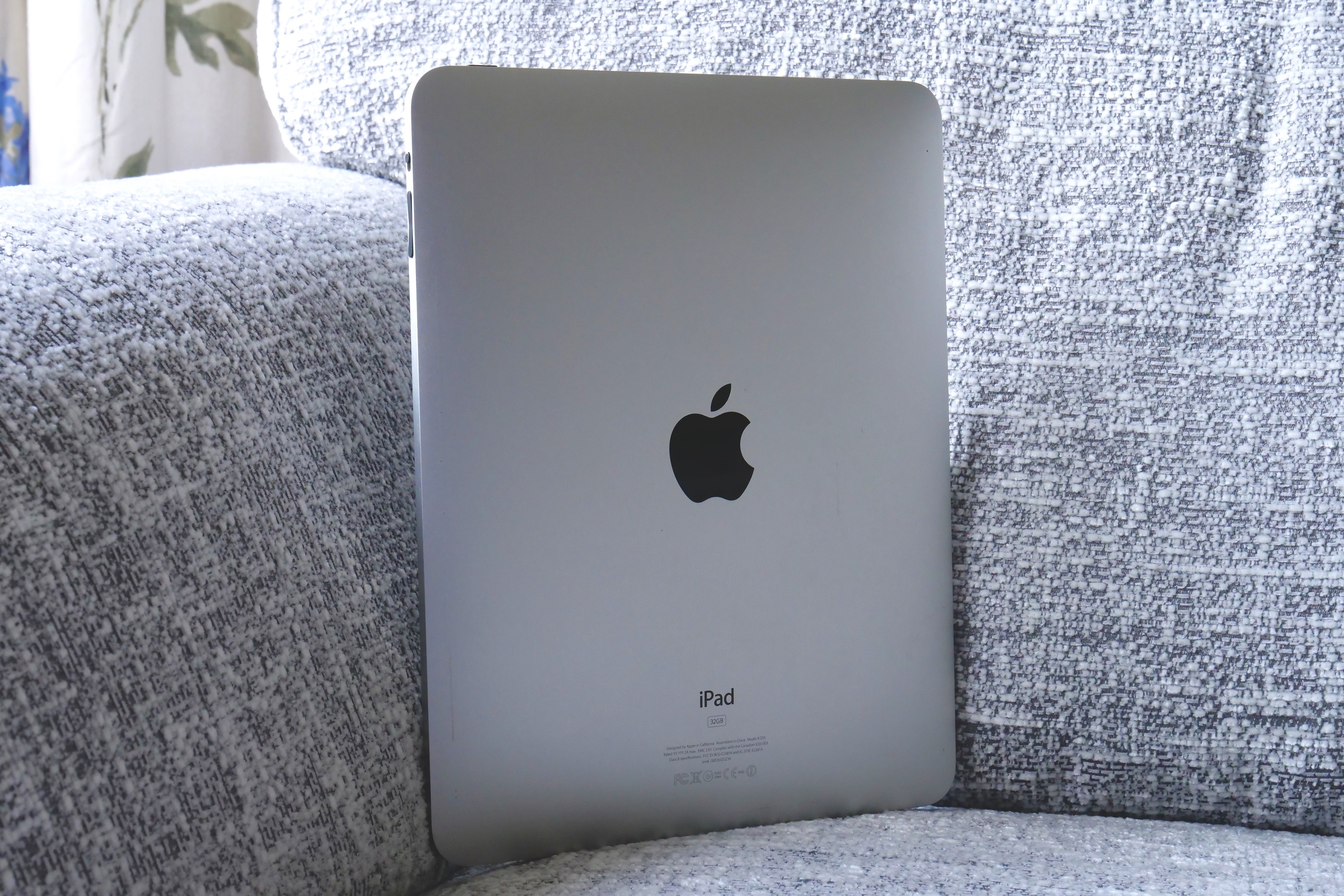My dad loves his 13-year-old iPad, and for a very specific reason ...