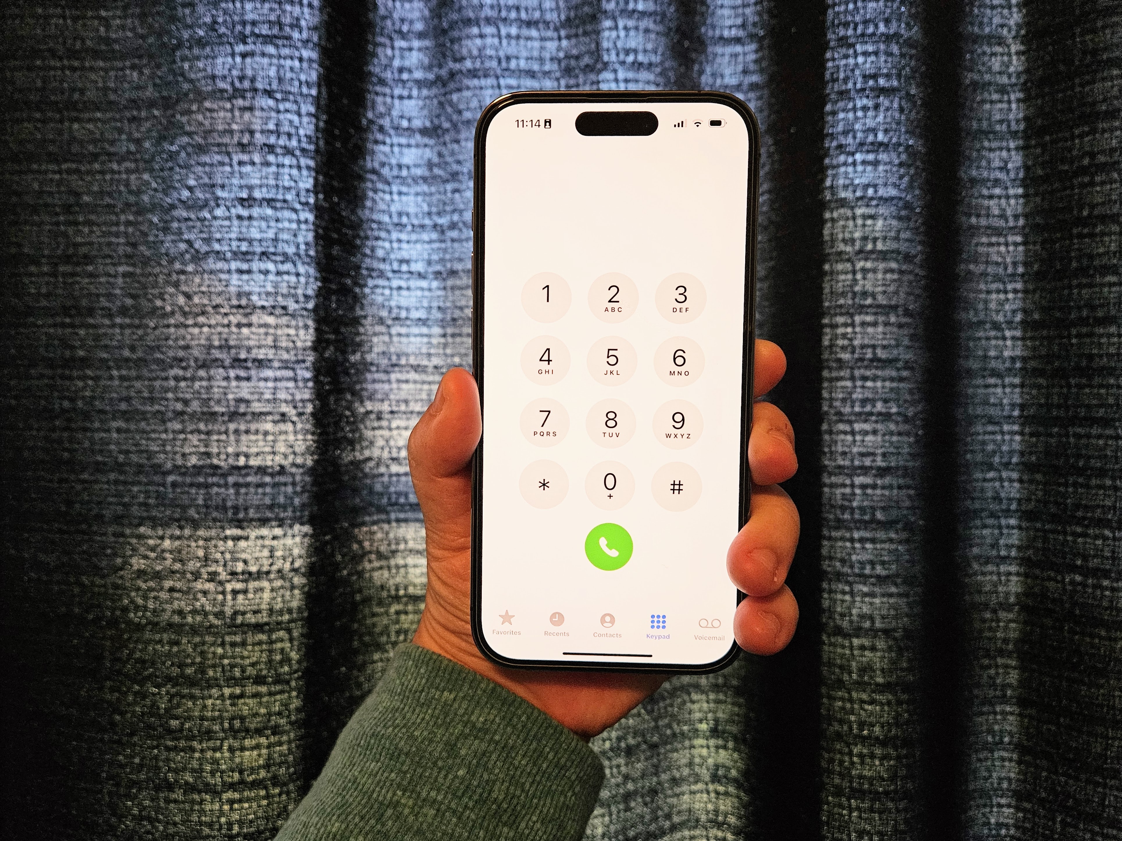 How to call an international number on your iPhone - Vimarsana News
