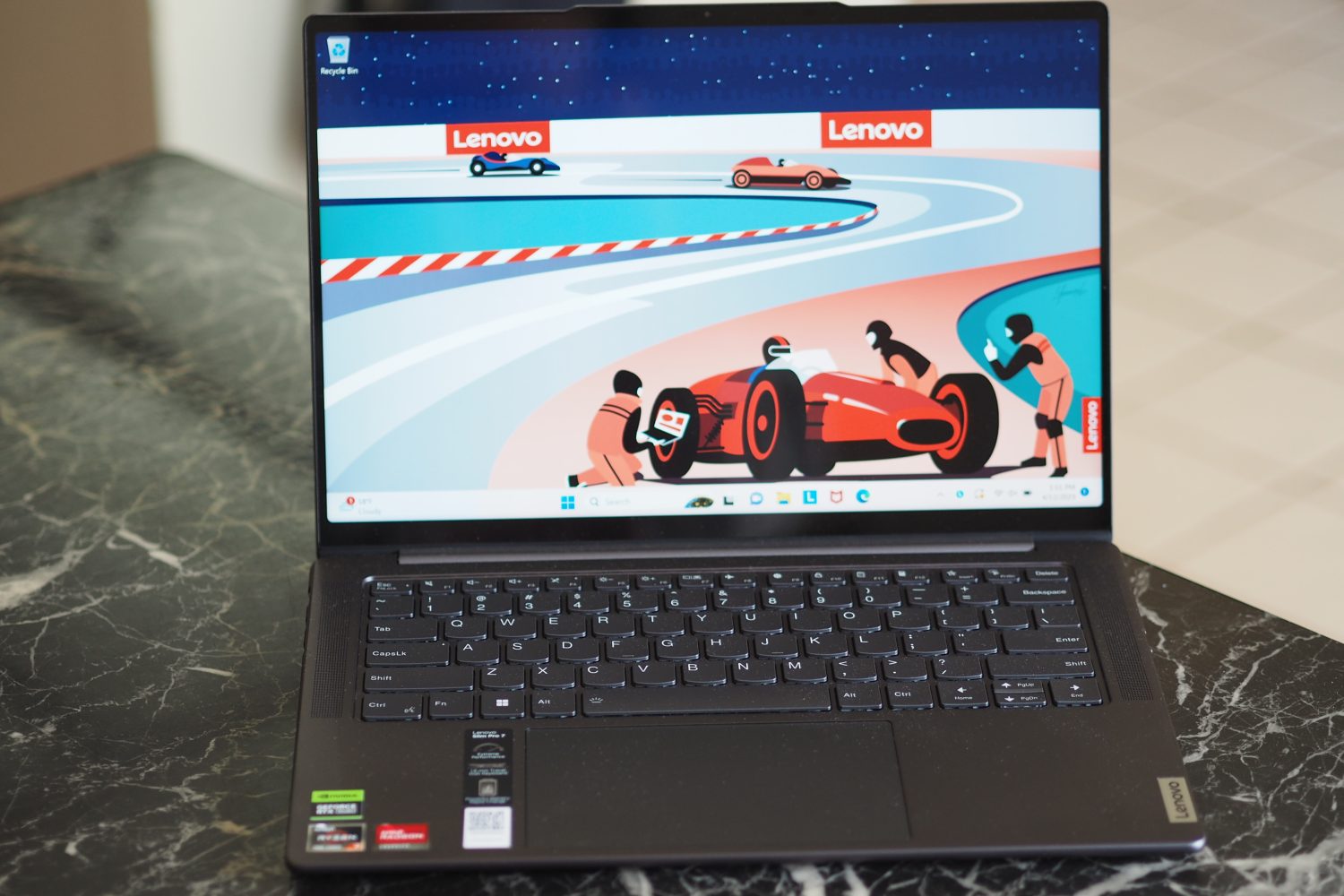 Lenovo Slim 7 14 review: fast and affordable, thin and light - Vimarsana News