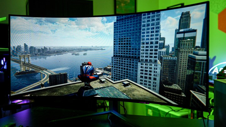 Spider-Man running on the LG UltraGear OLED 45.