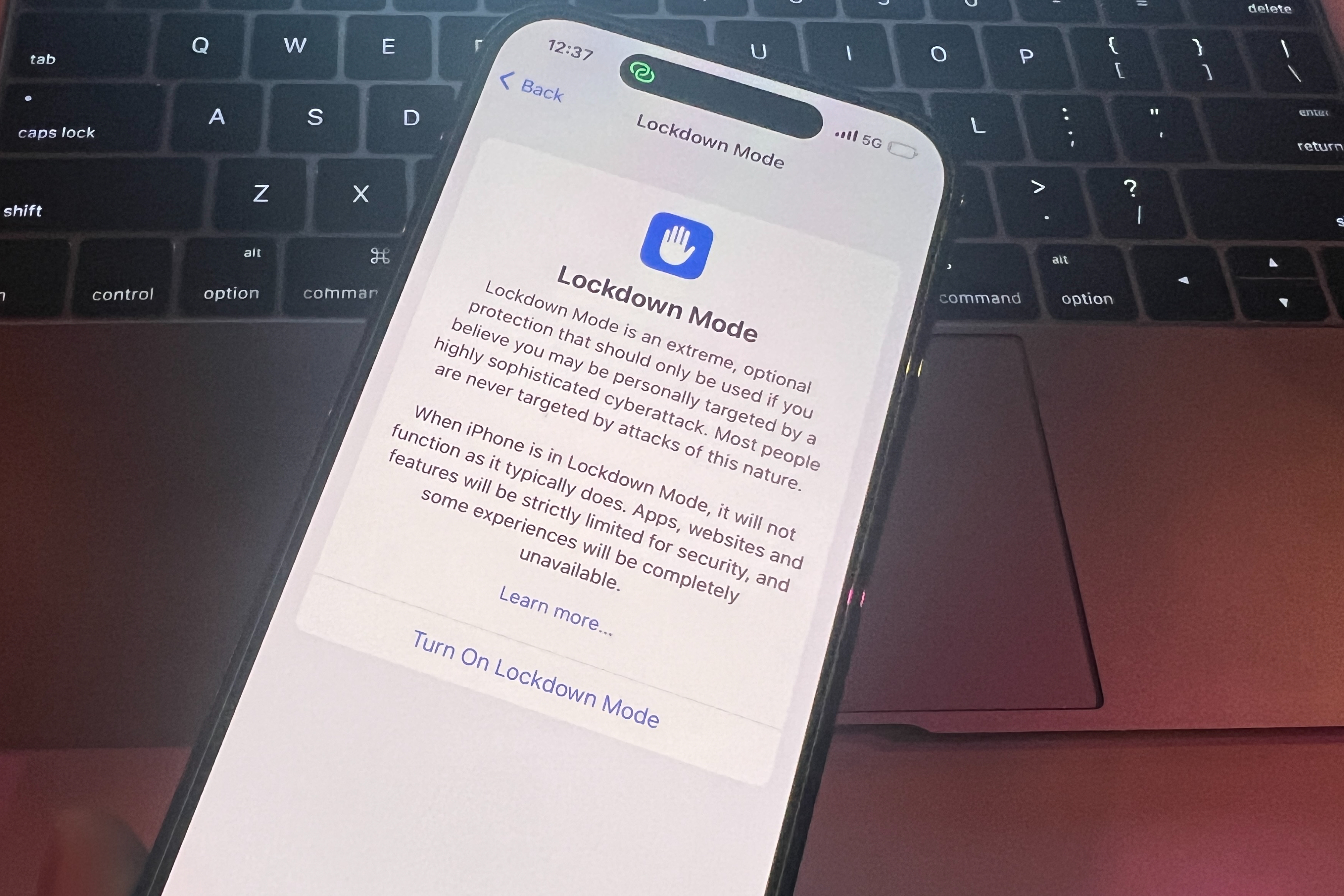 iPhone Lockdown Mode: how to use it (and why you should) - Vimarsana News
