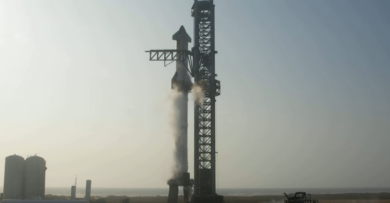 SpaceX Starship launches on test flight, explodes in midair - Vimarsana News