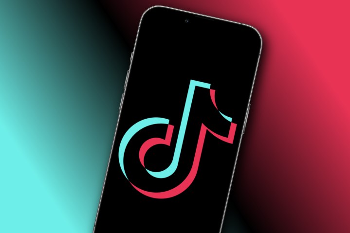 Logotipo de TikTok en un iPhone.