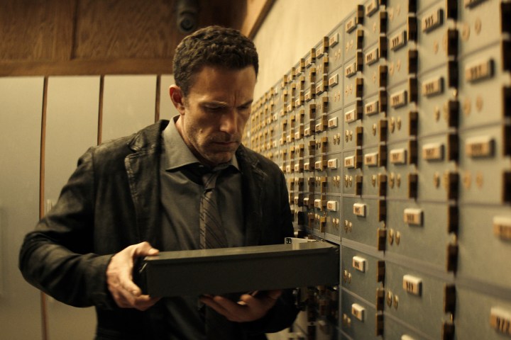 Ben Affleck holds a safe deposit box in Hypnotic.