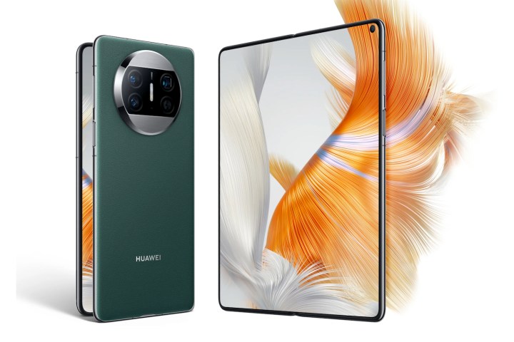 Huawei Mate X3 in green, showing closed and open design.