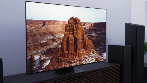 A mesa with a snowy base viewed on a Samsung S95C OLED TV.