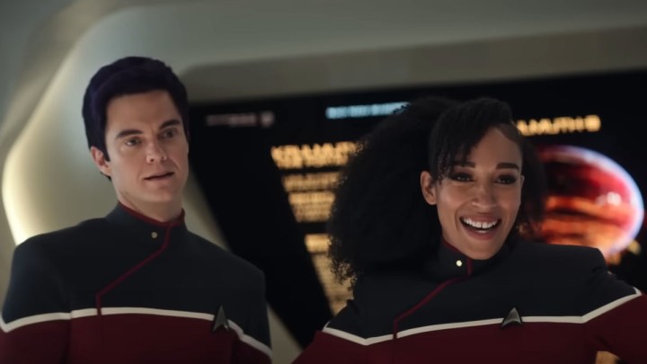 Jack Quaid e Tawny Newsome em Star Trek: Strange New Worlds.