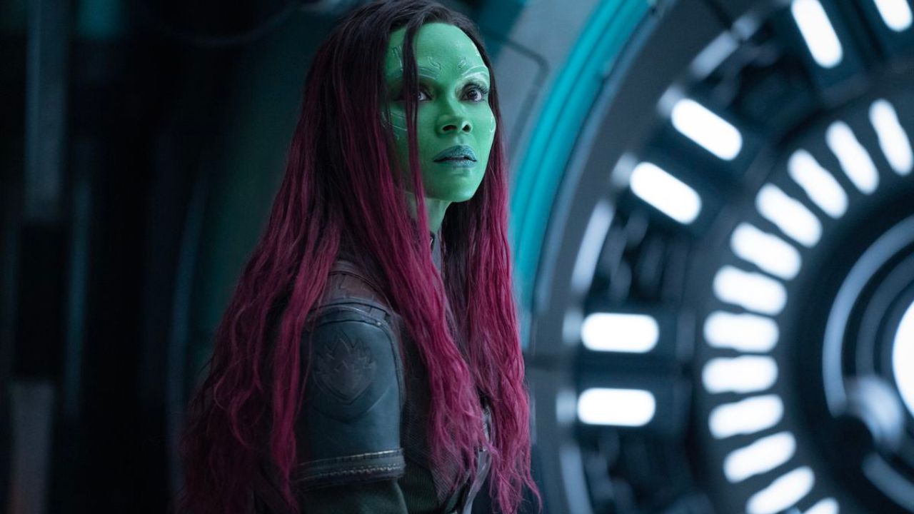 Gamora parecendo surpresa em Guardiões da Galáxia Vol.  3