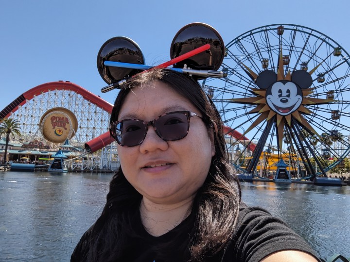 Selfie al DCA Pixar Pier scattato con Google Pixel 7a