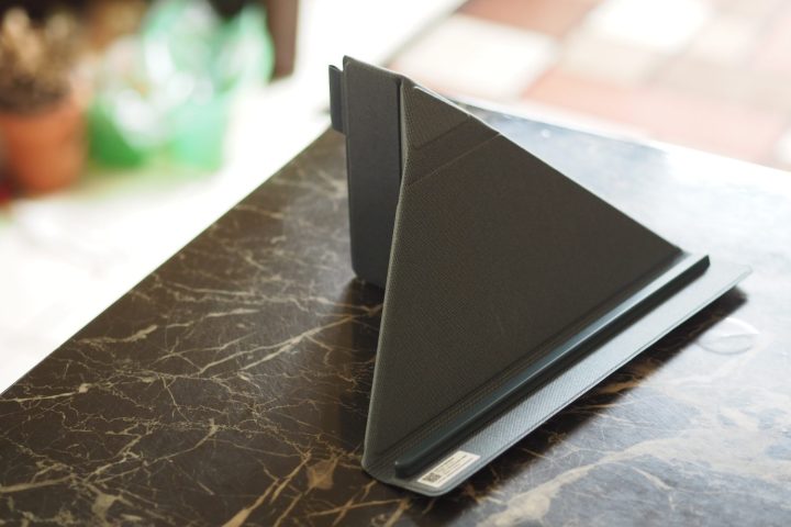 Lenovo Yoga Book 9i origami stand.