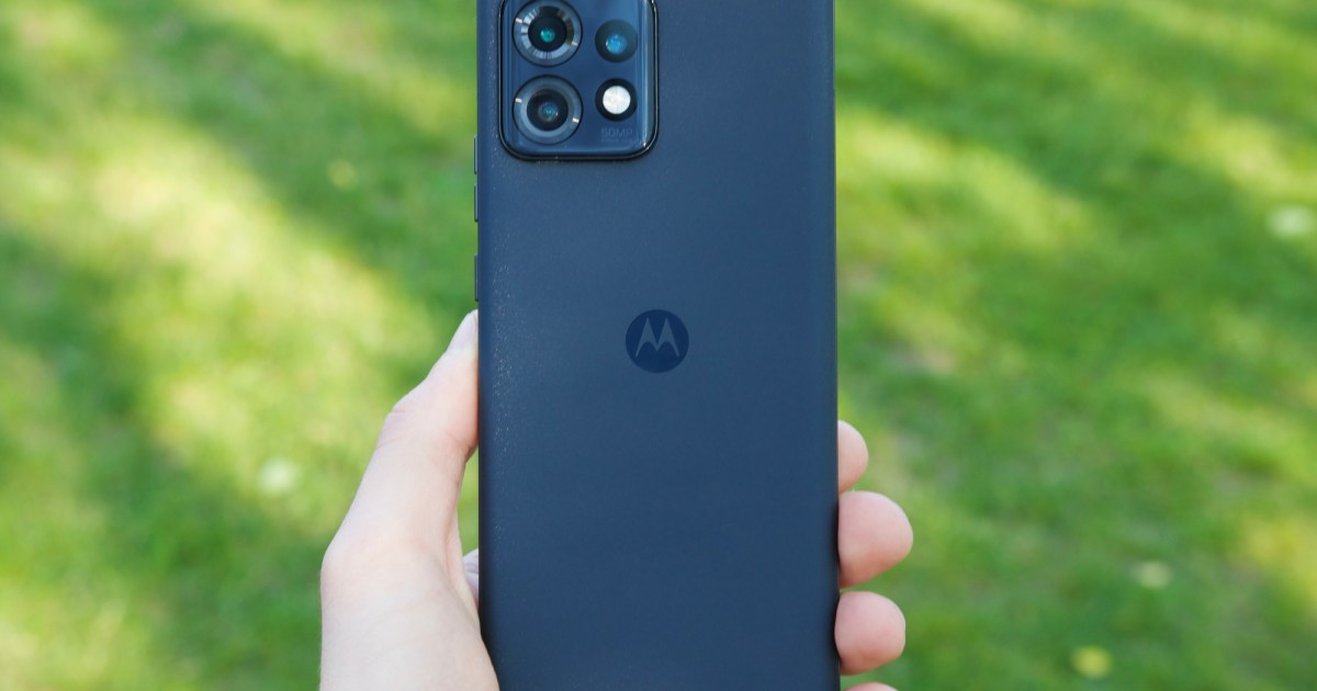 Have one of these Motorola phones? You’re getting a big update