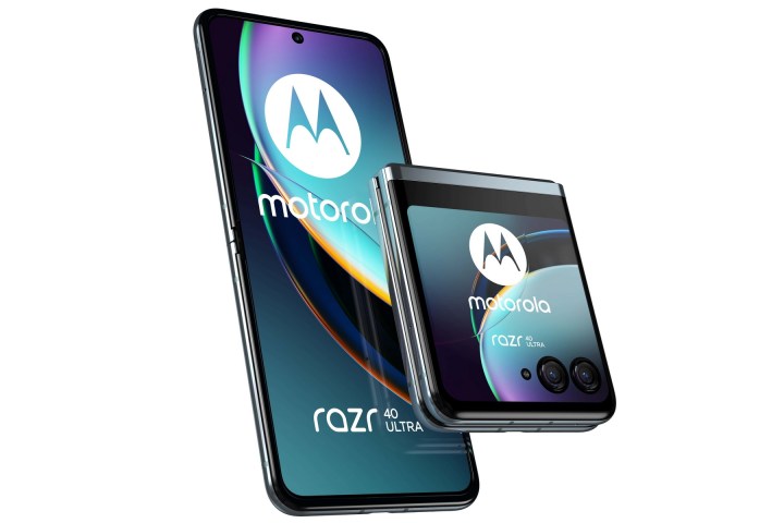 Motorola Razr 40 Ultra two side view