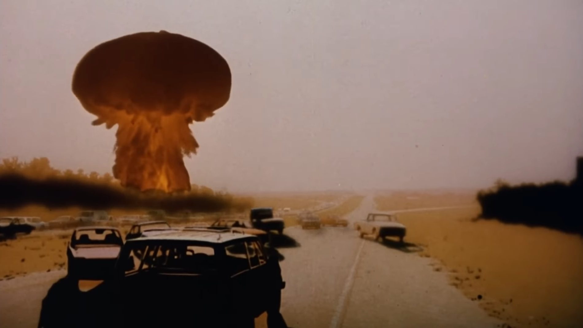 Uma explosão nuclear em "The Day After".