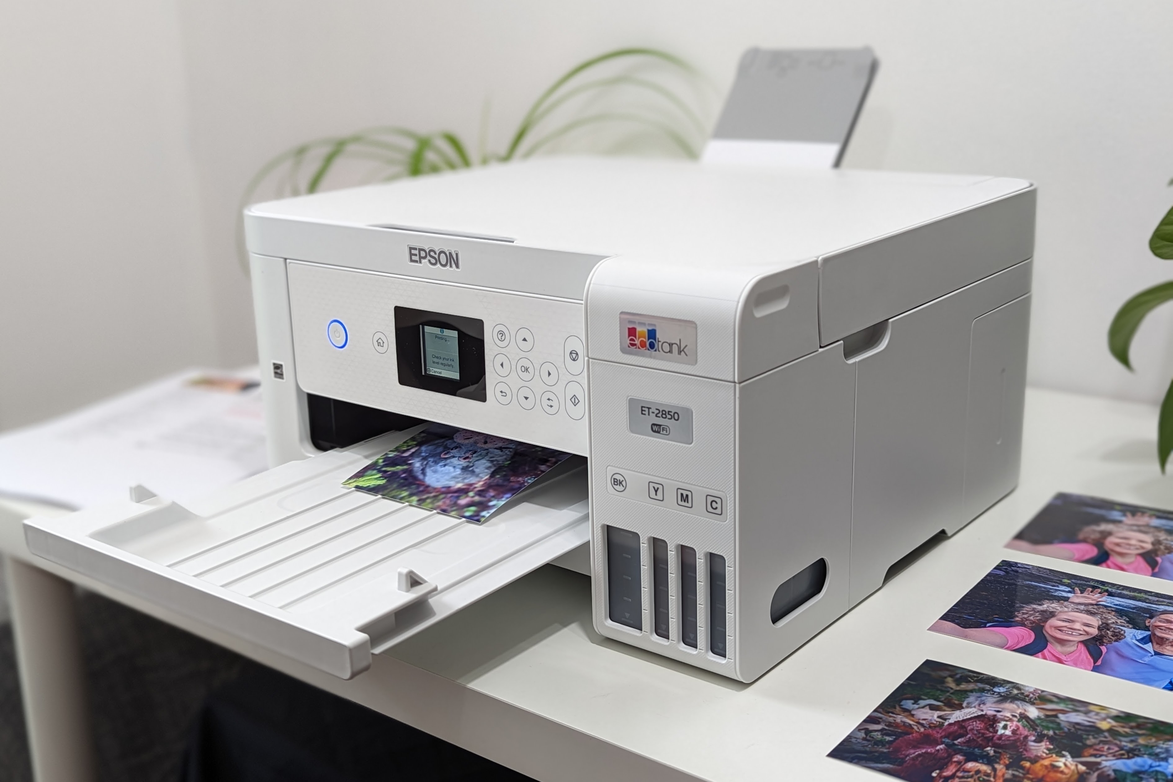 Epson EcoTank ET-2850 review: years of ink but no cartridges | Digital  Trends