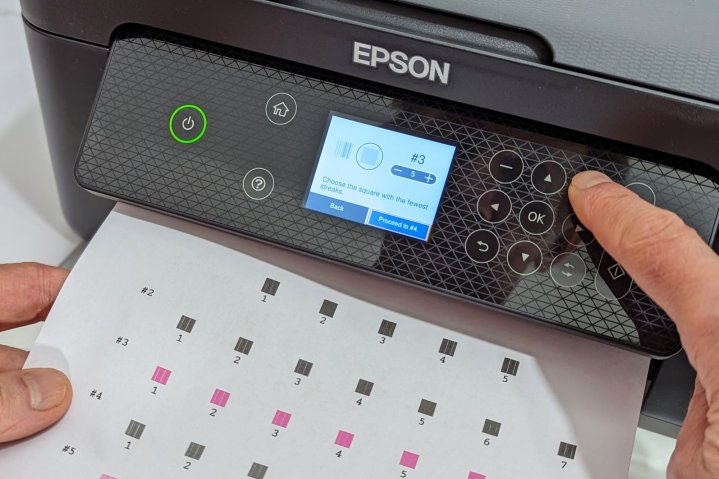 Epson Expression Home XP-4200 به تراز دستی سر چاپ نیاز دارد.