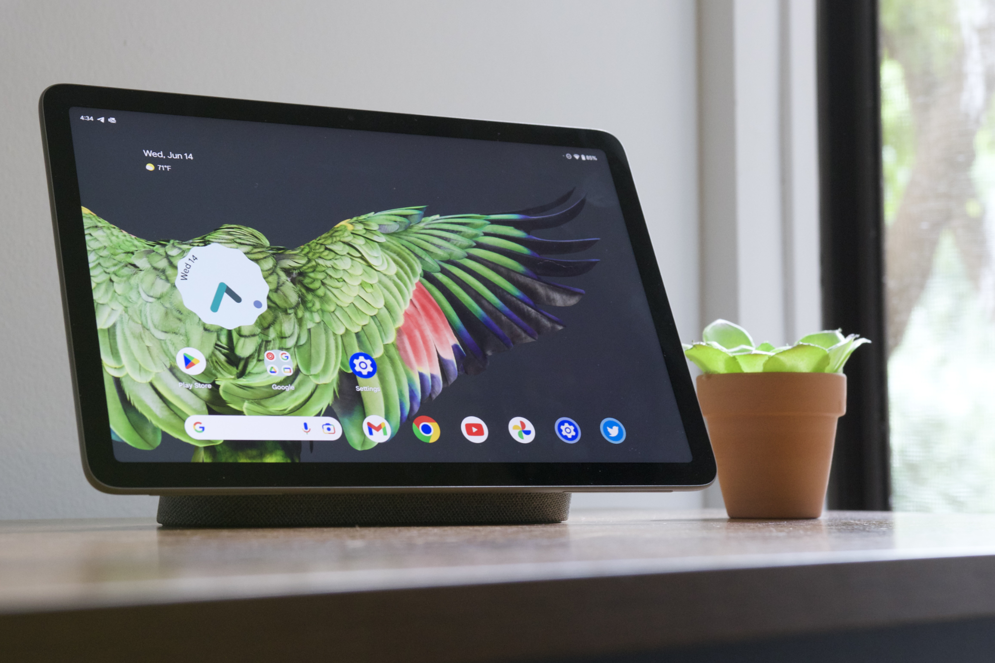 Google Pixel Tablet Review - IGN