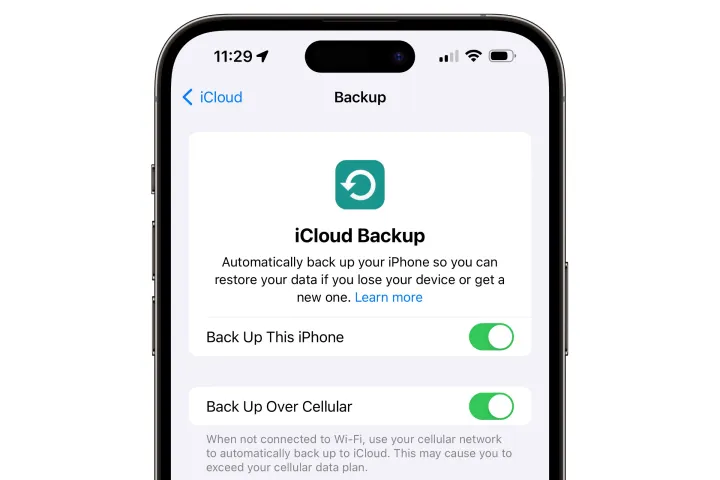 iPhone mostrando as configurações de backup do iCloud.