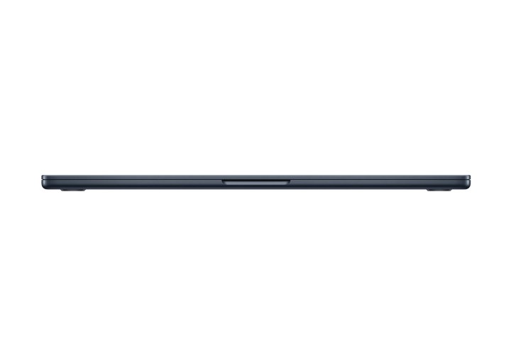 MacBook Air 15 side view showing thinness.
