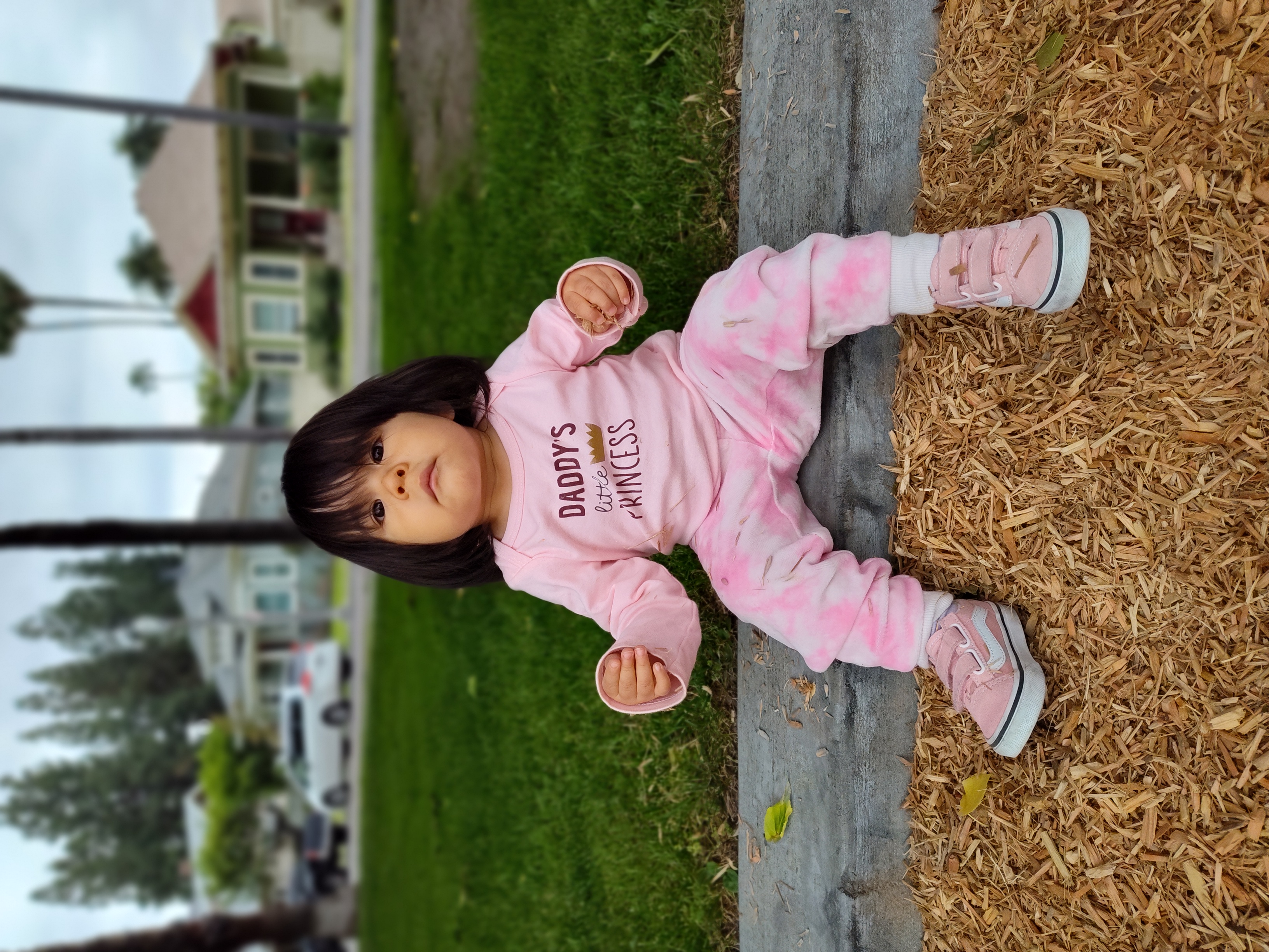 Toddler daughter portrait taken with Moto G Stylus 5G 2023.