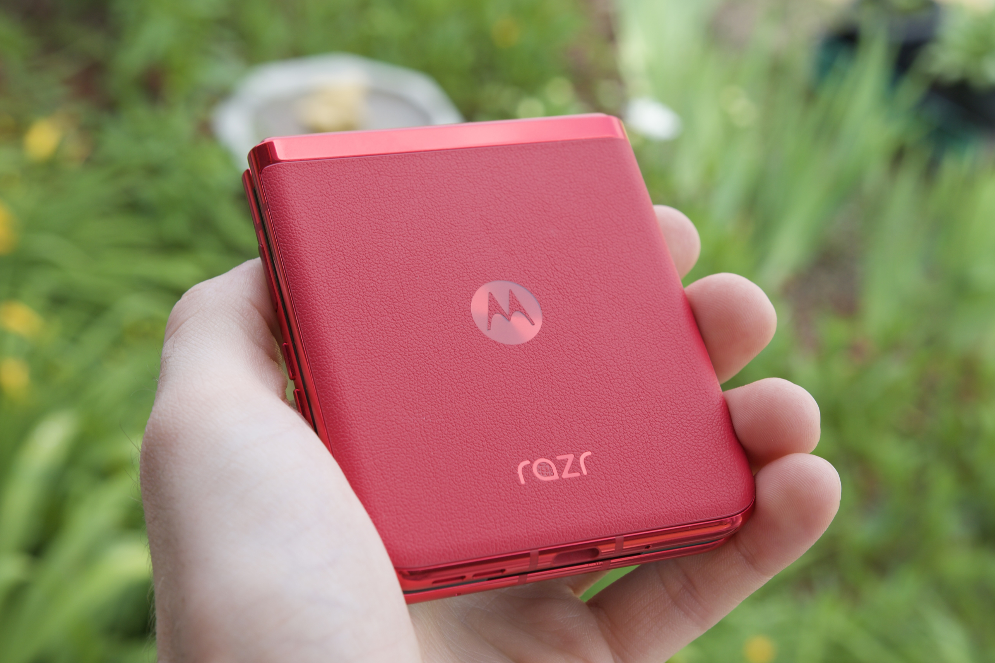 Using this Motorola folding phone was an emotional rollercoaster - Vimarsana News