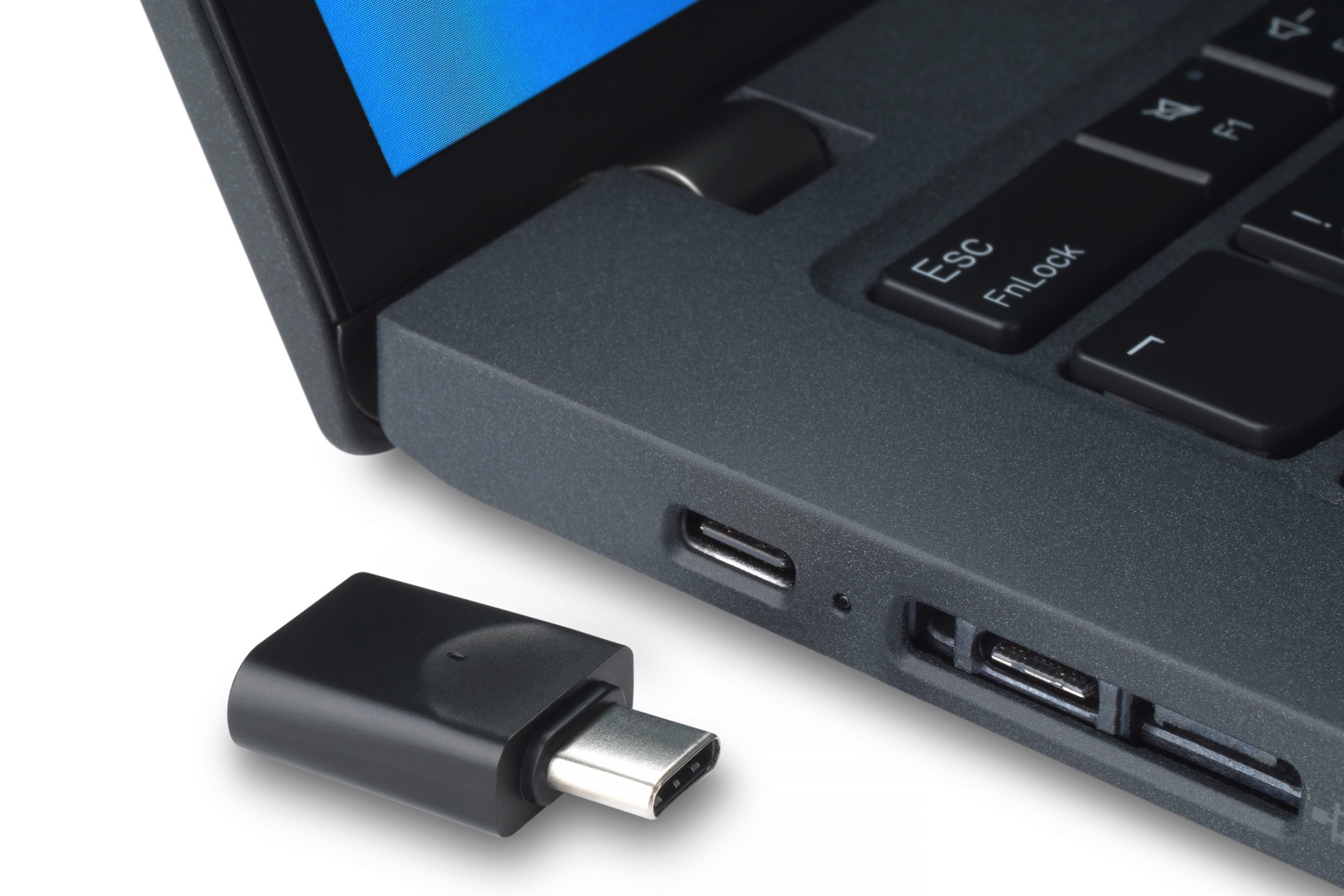 Un ejemplo de un dongle USB-C equipado con Qualcomm S3 Gen 2 Sound Platform.