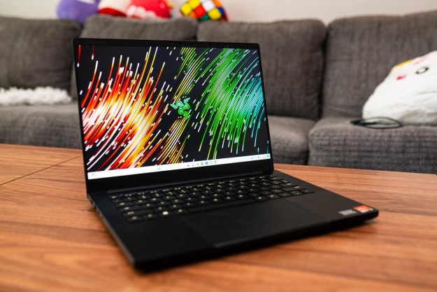 Fast OLEDs are insane! - Razer Blade 15 Oled Review 
