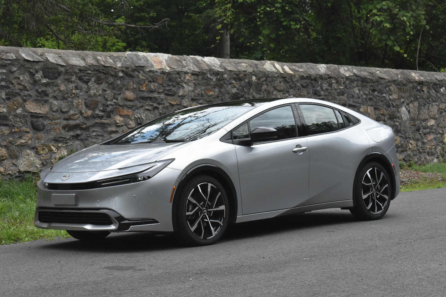 2023-toyota-prius-prime-review-no-longer-an-ugly-duckling-digital-trends
