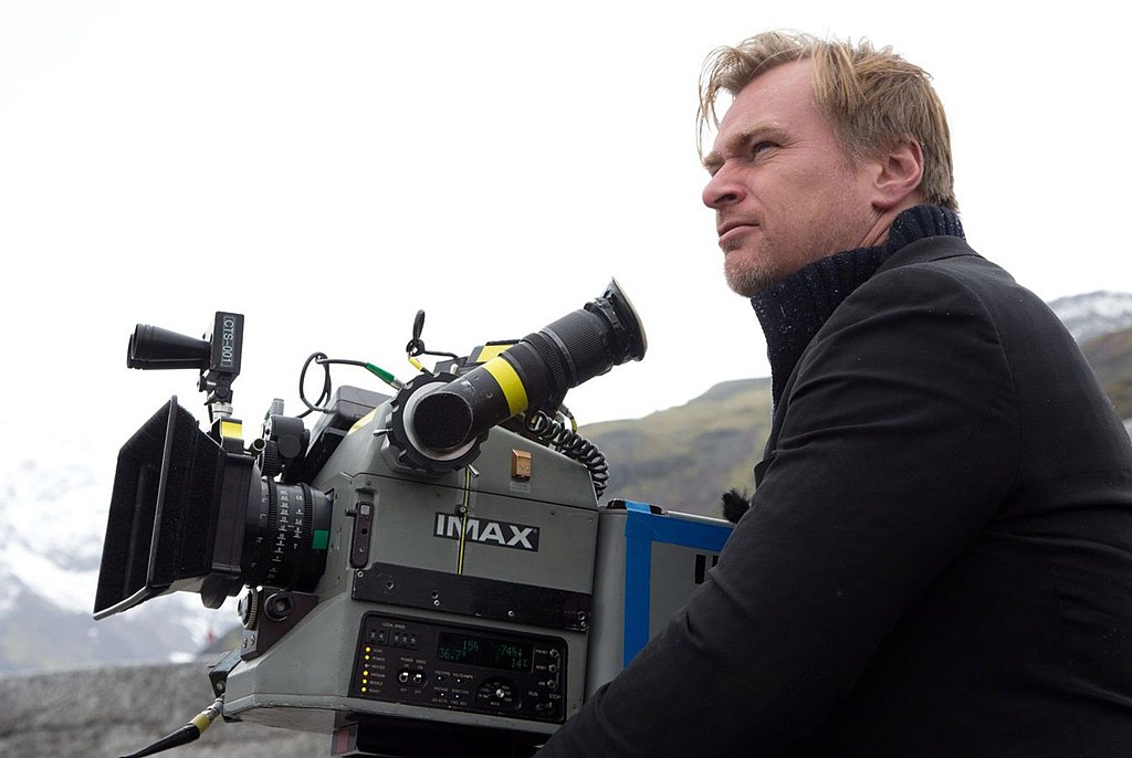 Christopher Nolan bir film kamerasıyla.