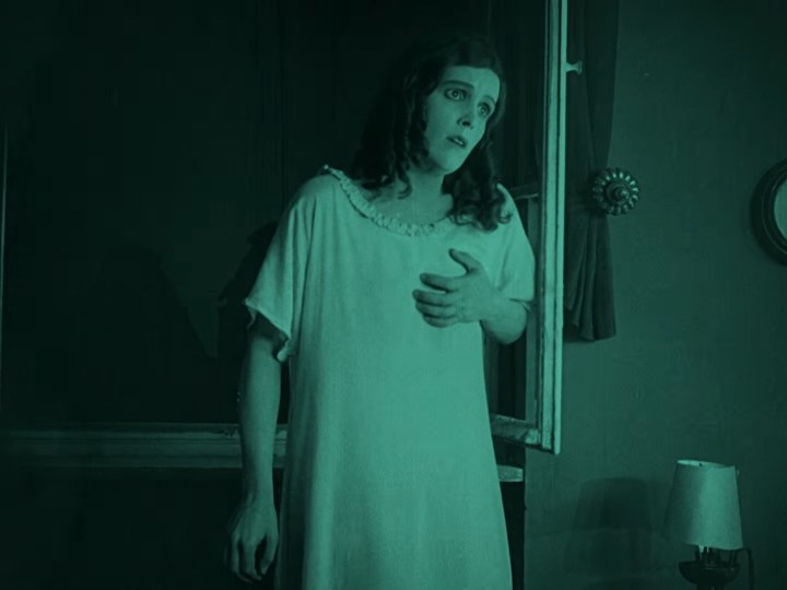 Ellen Hutter em "Nosferatu" (1922).