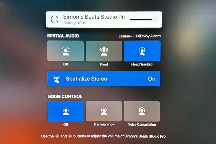 Pantalla de ajustes de audio espacial Beats Studio Pro Apple TV 4K.