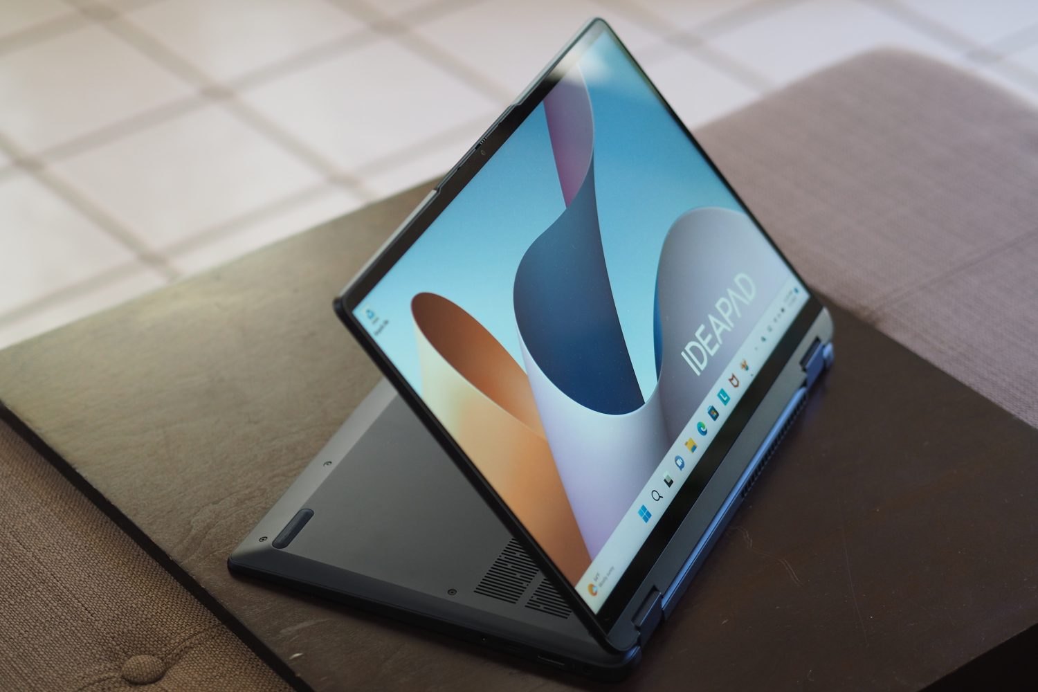 This Lenovo 2-in-1 laptop just had its price slashed to $299 - Vimarsana News