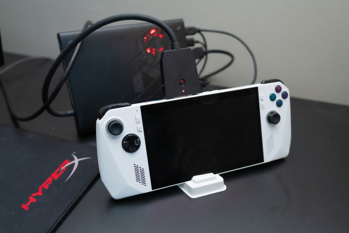 Asus ROG Ally connected to the XG Mobile.