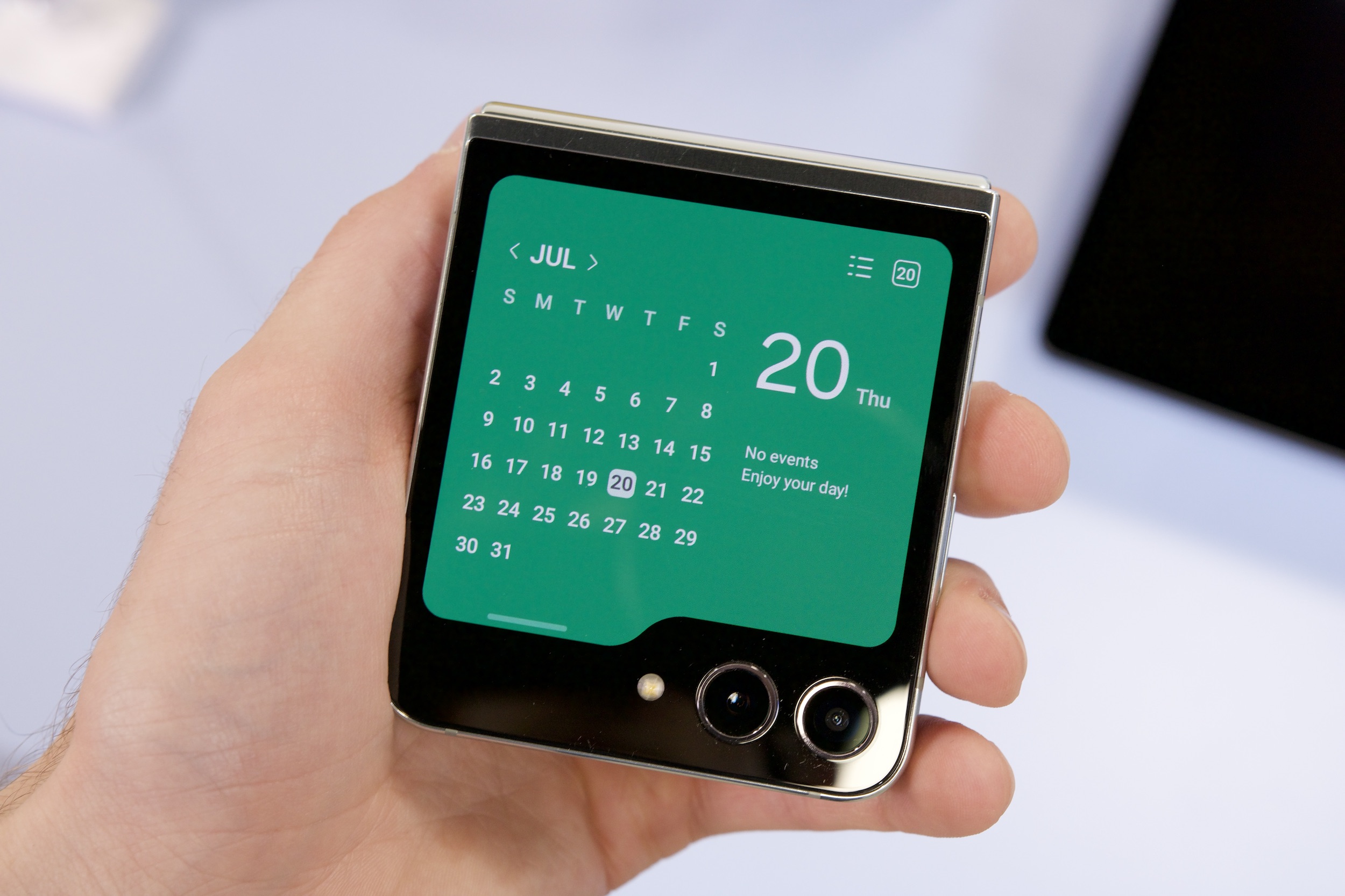 Samsung Galaxy Z Flip 5 price: here's exactly how much it costs - Vimarsana News