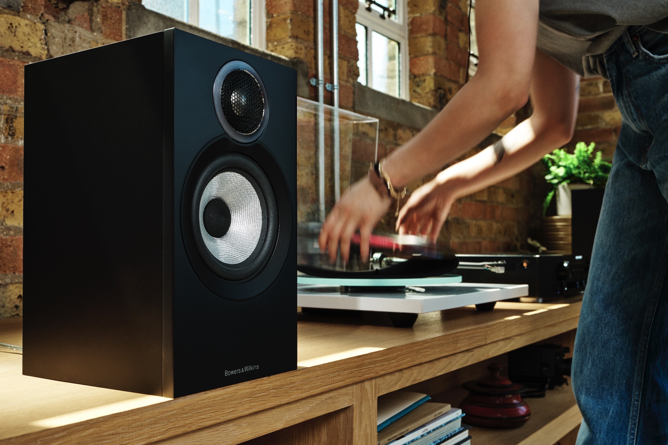 These Beautiful Bookshelf Speakers Sound As Good As They Look.