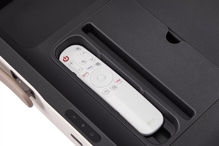Controle remoto da TV LG StanbyMe Go com tela sensível ao toque de 27 polegadas.