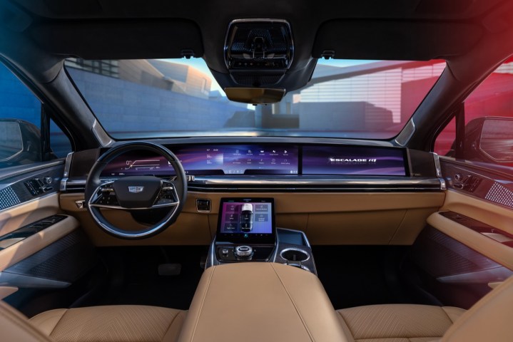 Interior del Cadillac Escalade IQ 2025.