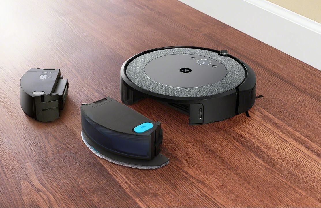 This Early Black Friday Roomba Sale Will Net You a Robot Vac for