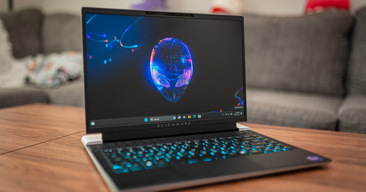Alienware gaming laptops & PCs are heavily discounted today