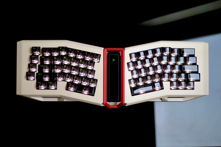 A top-down view of the Angry Miao AM AFA R2 keyboard.