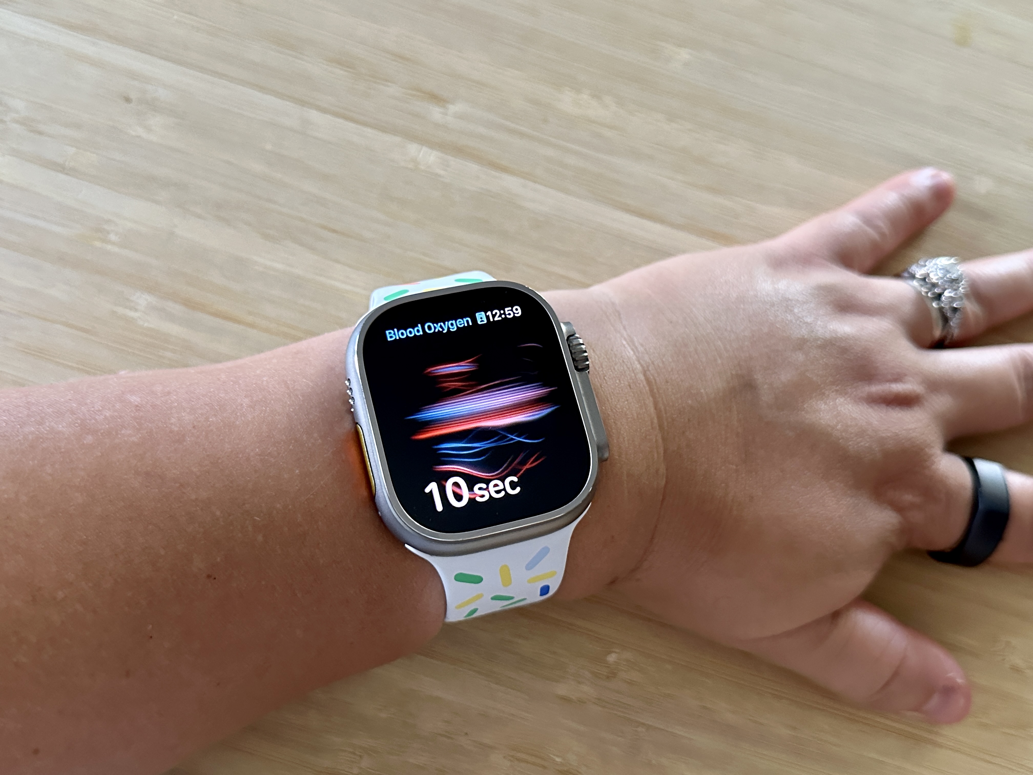 Apple Watch Ultra taking a measurement for blood oxygen levels.