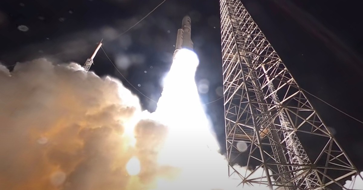 This 360-degree video reveals Ariane 5 rocket’s last launch