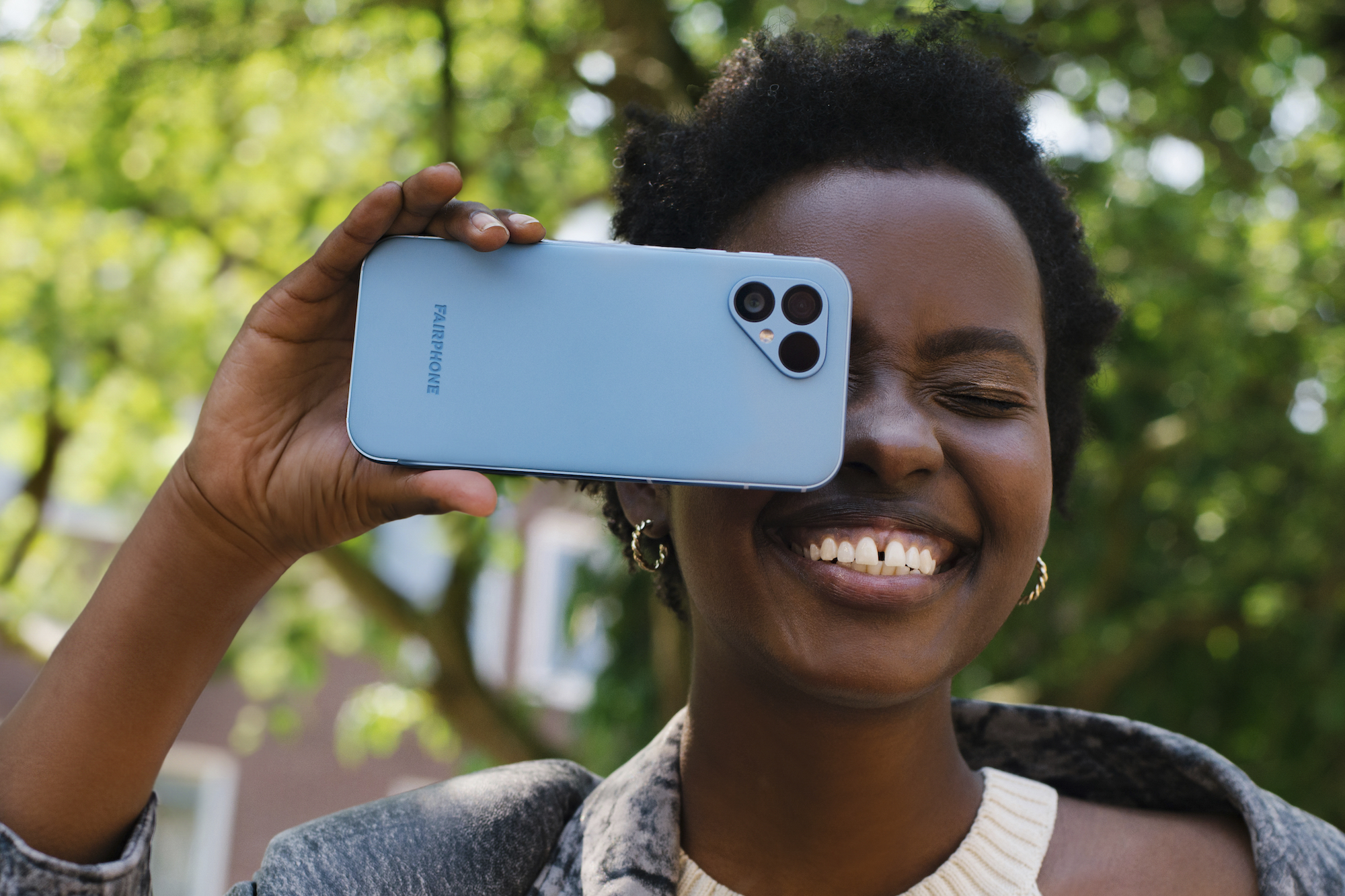 The 'Fix It Yourself' Fairphone 5 Launches