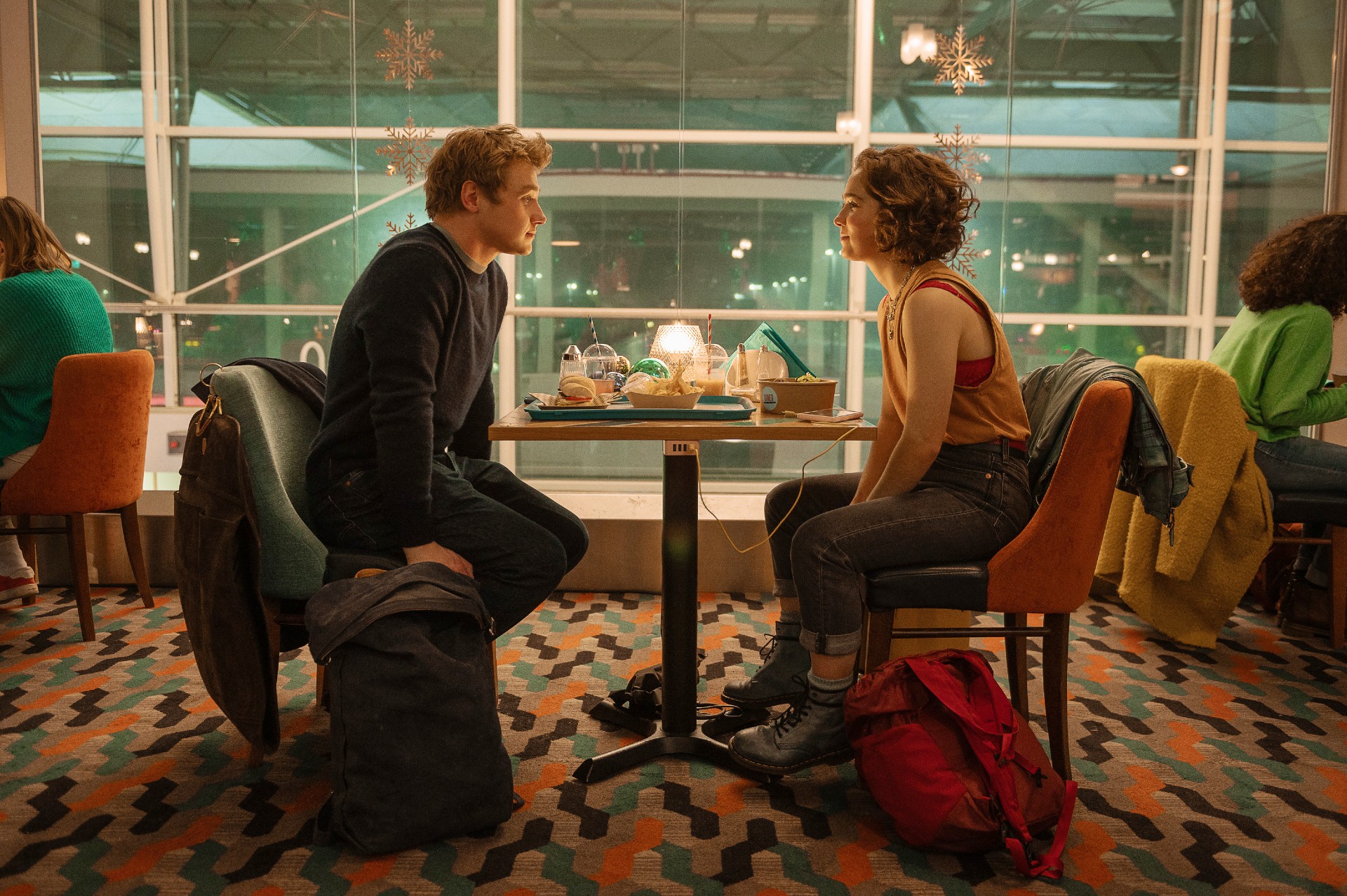 3 rom-coms on Netflix you need to watch in October - Vimarsana News