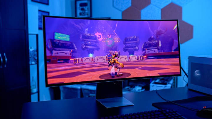 Ratchet and Clank Rift Apart on the Samsung Odyssey OLED G8.