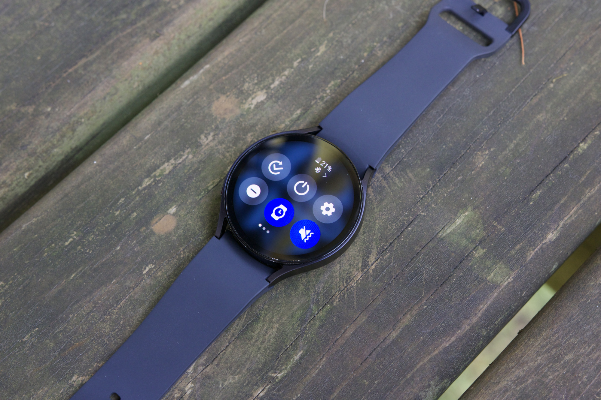 Quick Settings on the Samsung Galaxy Watch 6.