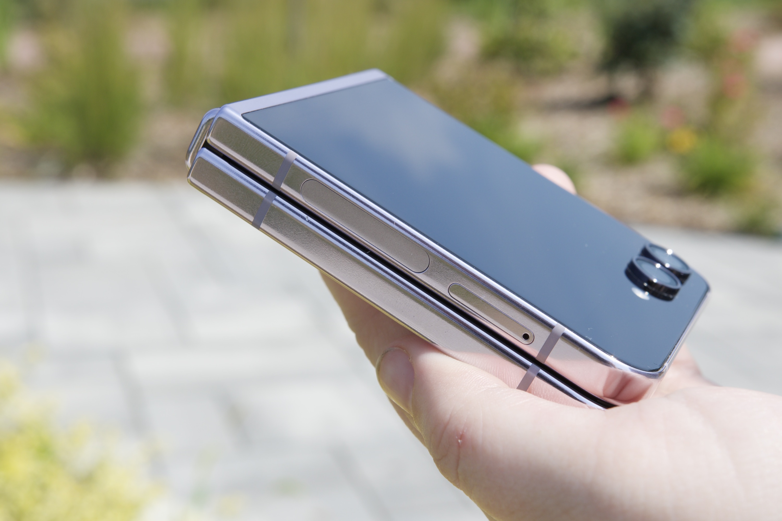 Samsung Galaxy Z Flip 5 Review