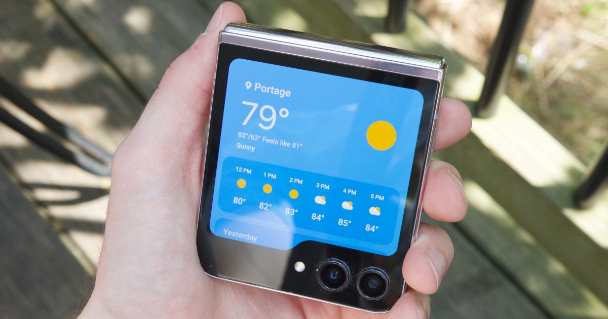 Is the Samsung Galaxy Z Flip 5 waterproof?
